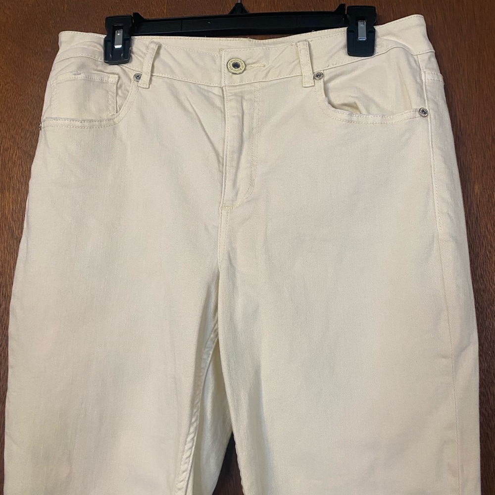 Light yellow ankle pants